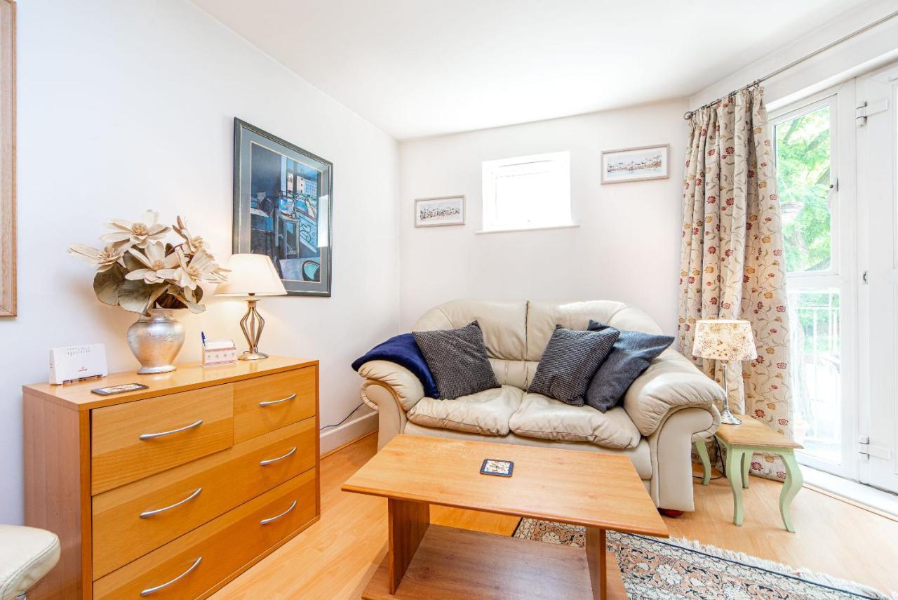 Pass The Keys Delightful Close To River In Se16 Apartamento Londres